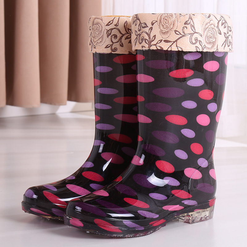 Ženske vodootporne čizme za kišu, do sredine lista, PVC gornji dio, slip-on, niski potpetica 1–3 cm, dizajn usklađenih boja
