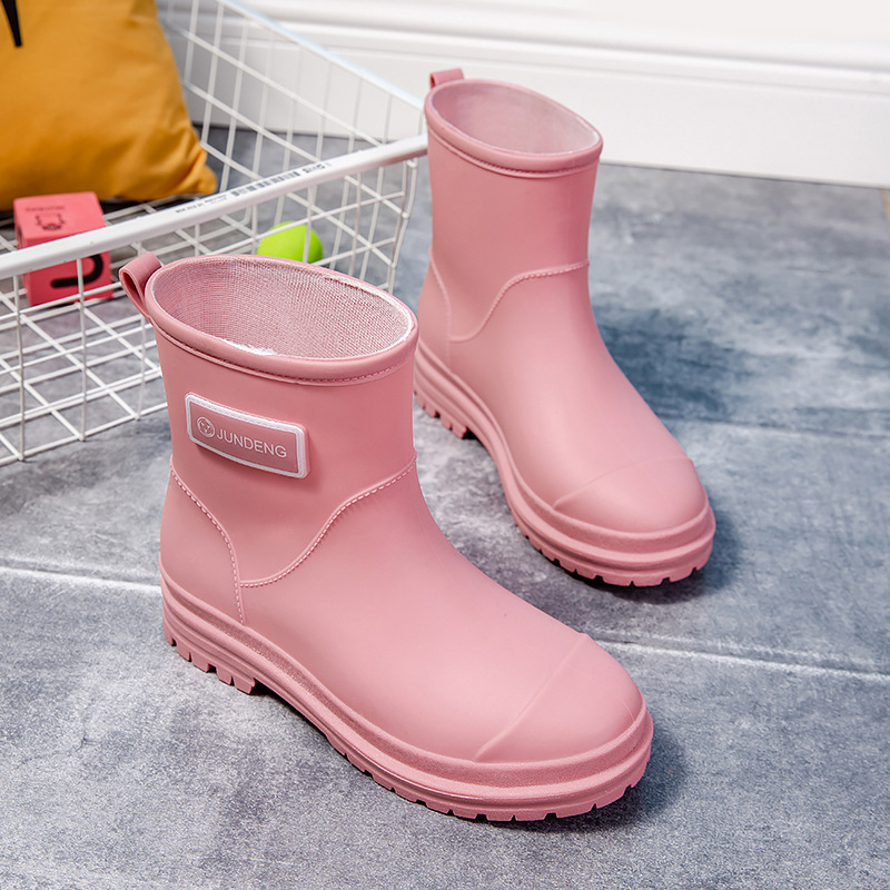 Ženske kišne čizme srednje visine, vodonepropusne, mekana potplata, PVC gornji dio, korejski stil