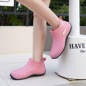 Ghete de ploaie pentru femei, linie scurtă, impermeabile, antiderapante, rezistente la uzură, talpă moale, partea superioară din PVC.
