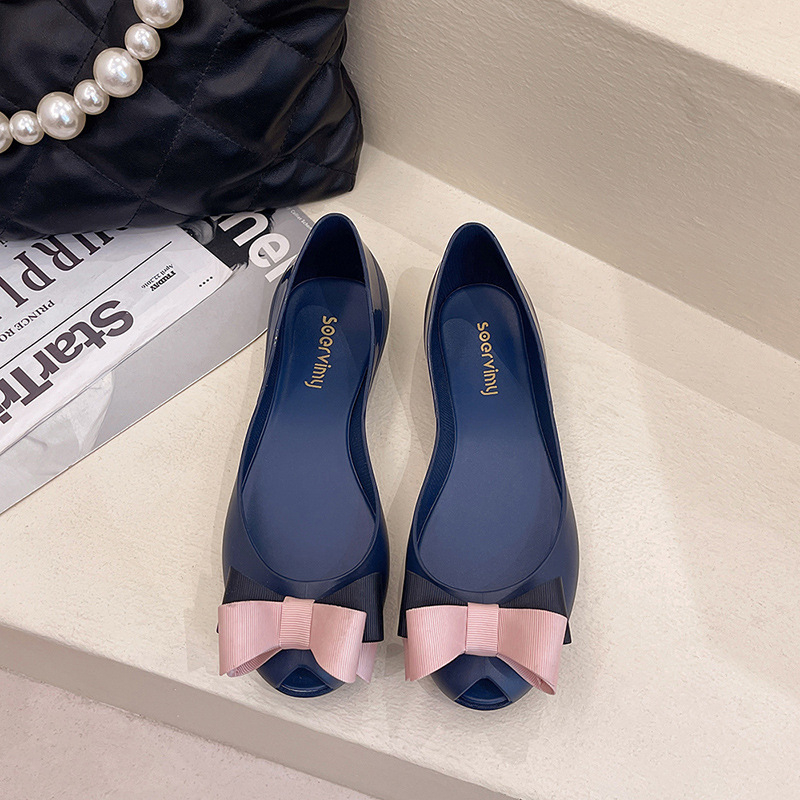 Cizme de ploaie pentru femei - antiaderente, impermeabile, PVC partea superioară, gleznă joasă, toc plat