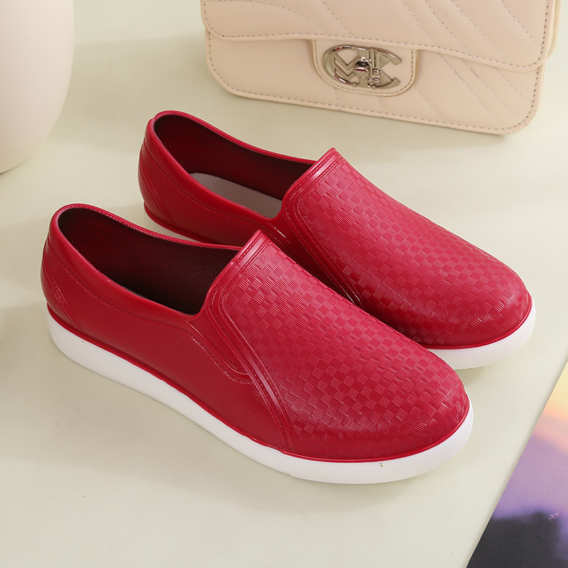 Ghete de ploaie pentru femei - partea superioară din PVC, gambă joasă, model grilă, toc plat, stil zilnic