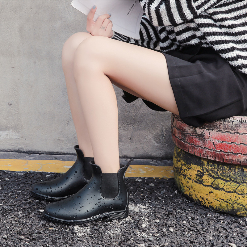 Ženske PVC čizme za kišu, kratki gornji dio čizme, debeli dizajn, niski pet 1–3 cm, protuklizna potplat