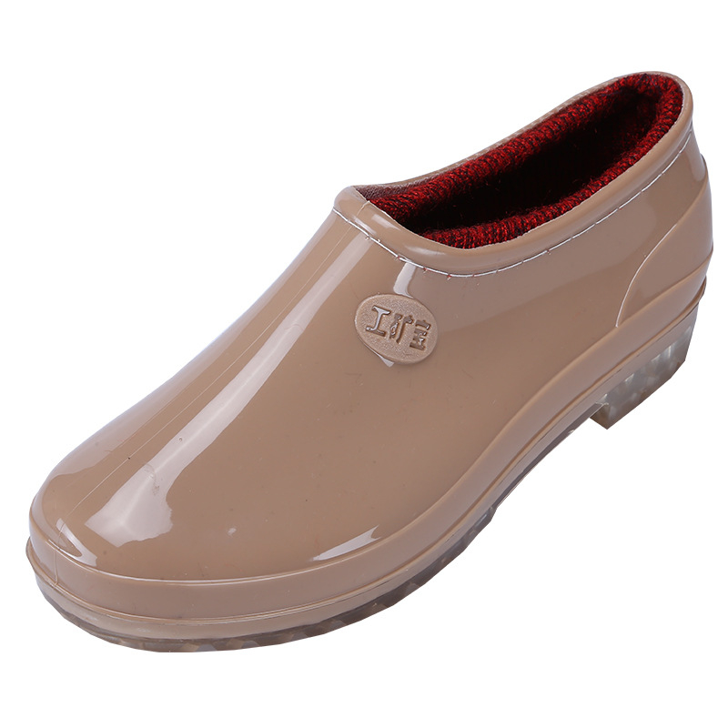 Dámske nízke čižmy do dažďa s fleecovou výstelkou, PVC vrchnák, slip-on, protišmyková podrážka – jar a jeseň