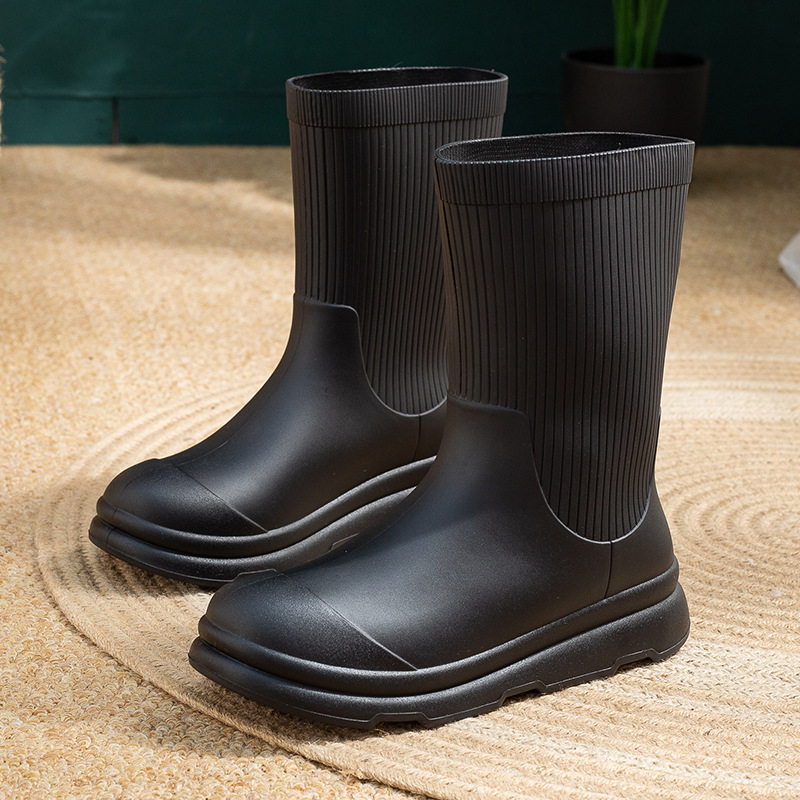 Γυναικείες αδιάβροχες μπότες βροχής με μεσαίο ύψος σωλήνα, με κορεατικό στυλ, ριγέ σχέδιο, PVC επάνω μέρος, χαμηλό τακούνι 1-3 εκ, τεσσάρων εποχών, αντιολισθητική σόλα