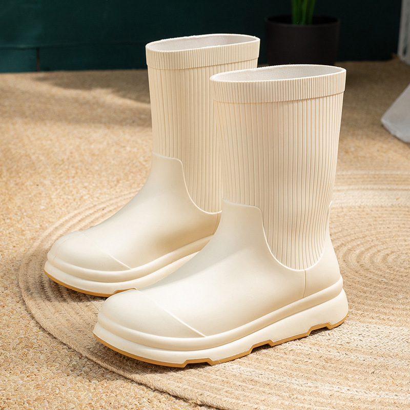 Γυναικείες αδιάβροχες μπότες βροχής με μεσαίο ύψος σωλήνα, με κορεατικό στυλ, ριγέ σχέδιο, PVC επάνω μέρος, χαμηλό τακούνι 1-3 εκ, τεσσάρων εποχών, αντιολισθητική σόλα