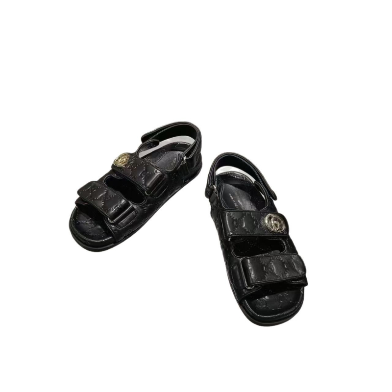 Ženske plažne sandale sa Velcro zatvaračem, okrugla vrh, gumeni potplat, gornji dio od kože prvog sloja, podstava od ovčje kože