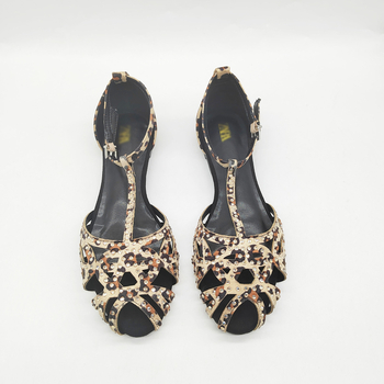 Carvelar sandale za žene s leopard printom, PU gornji dio, gumena potplata, oštar nos