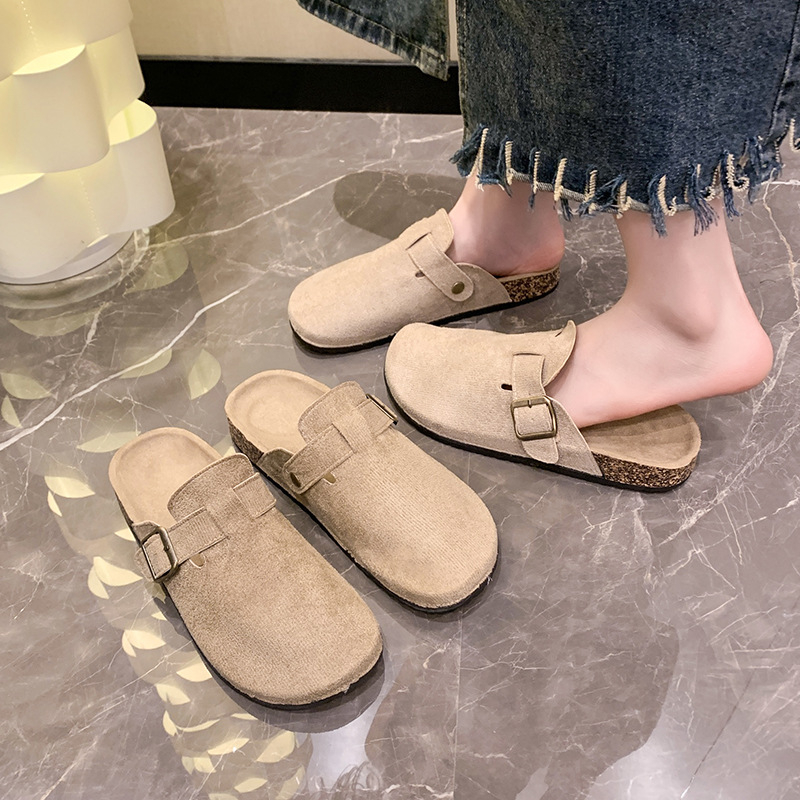 Ženske retro slip-on sandale s umjetnim krznom na gornjem dijelu i debelom PVC-om, okrugla vrh, niski profil