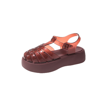 Platformske sandale sa kaišnim sustavom, potplat 3–5 cm, gornji dio PVC, gumeni potplat, Velcro zatvarač