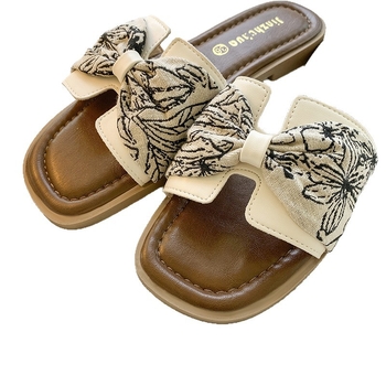Ženske sandale s PU gornjim dijelom i gumom, camouflage uzorak, Slip-On zatvaranje, ravna potplata – ljeto 2025