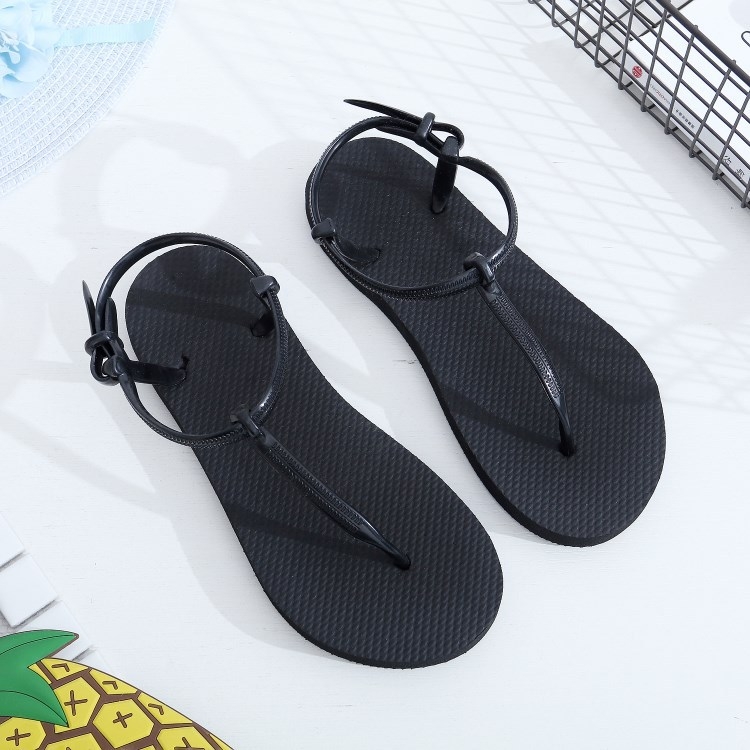 Ženske ležerne ravne sandale s trakama između prstiju i rimska remena, plaža, ljeto, protuklizne