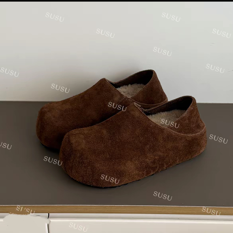 Ženske plišane mule cipele s gornjim dijelom od nubuka goveda, unutarnja vunena podstava, gumena potplata, debljina potplata 3-5 cm, ravna potpetica