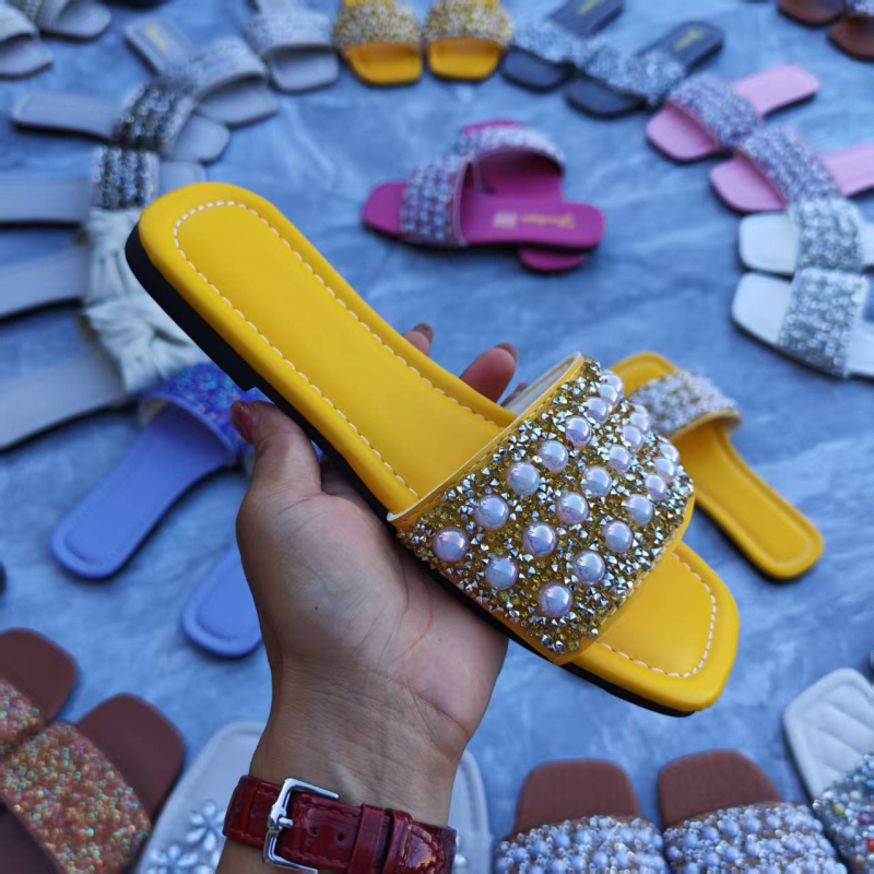 Sandale damă cu bretea unic, cristale, talpă din cauciuc, slip-on, grosime talpă 3–5 cm