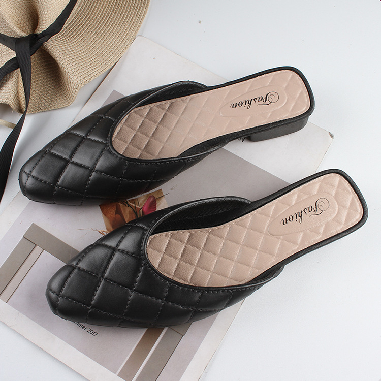 Ženske ljetne slip-on cipele s oštrim vrhom, ravna potplat, PVC gornji dio i potplat, ležerni stil, karirani uzorak