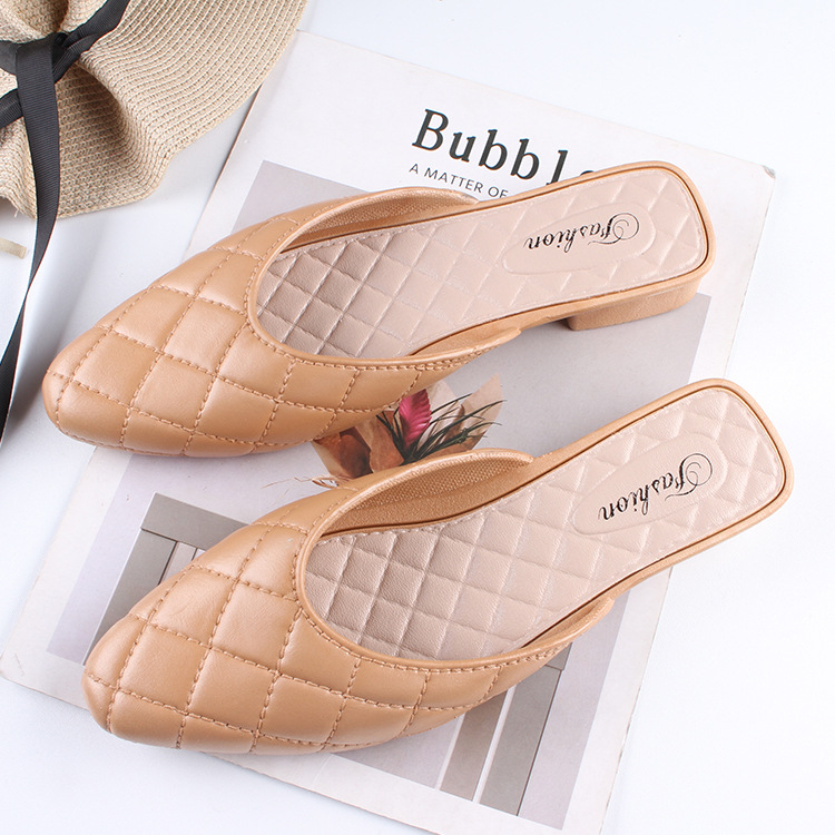 Ženske ljetne slip-on cipele s oštrim vrhom, ravna potplat, PVC gornji dio i potplat, ležerni stil, karirani uzorak