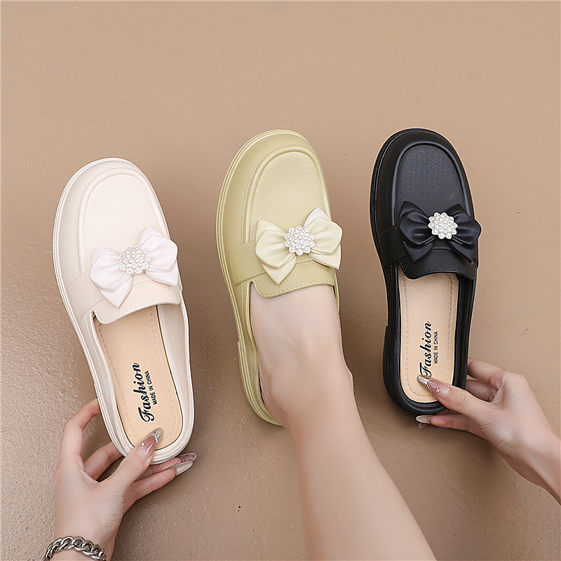 Γυναικείες παντόφλες καλοκαιριού με φιόγκο, PVC επάνω μέρος και σόλα, κατασκευή injection-molded, πάχος σόλας 3–5 cm