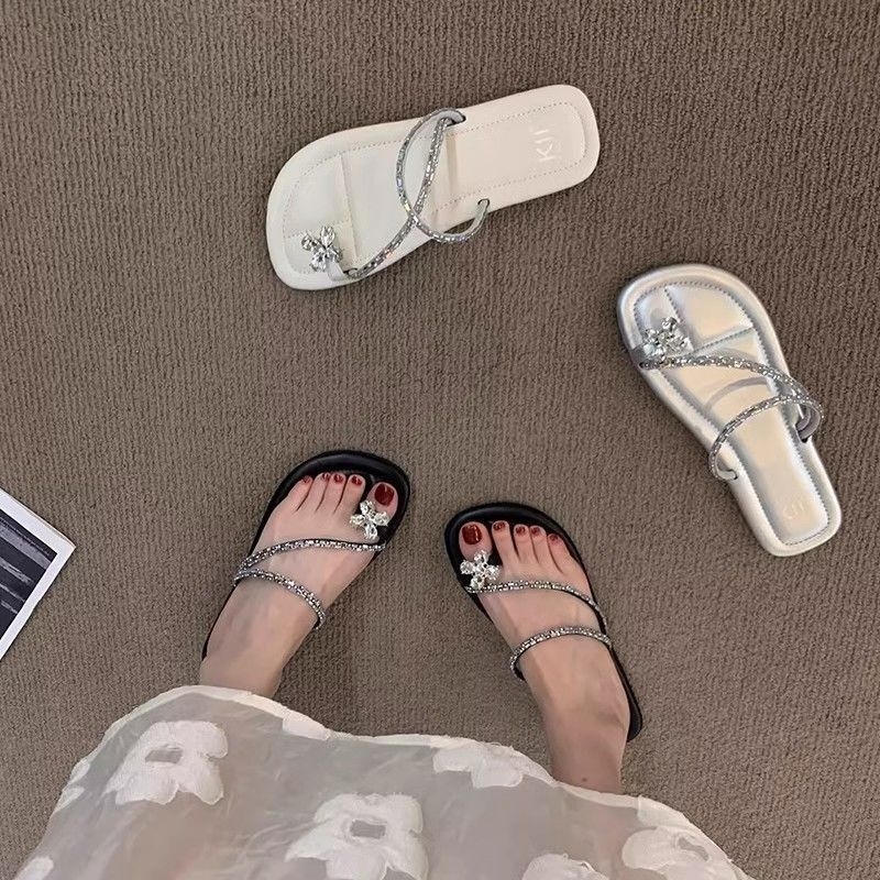 Ženske PVC slip-on sandale s ravnim dnom — gornji dio PVC, podplat PVC, debljina potplata 0–3 cm, lagane i protuklizne
