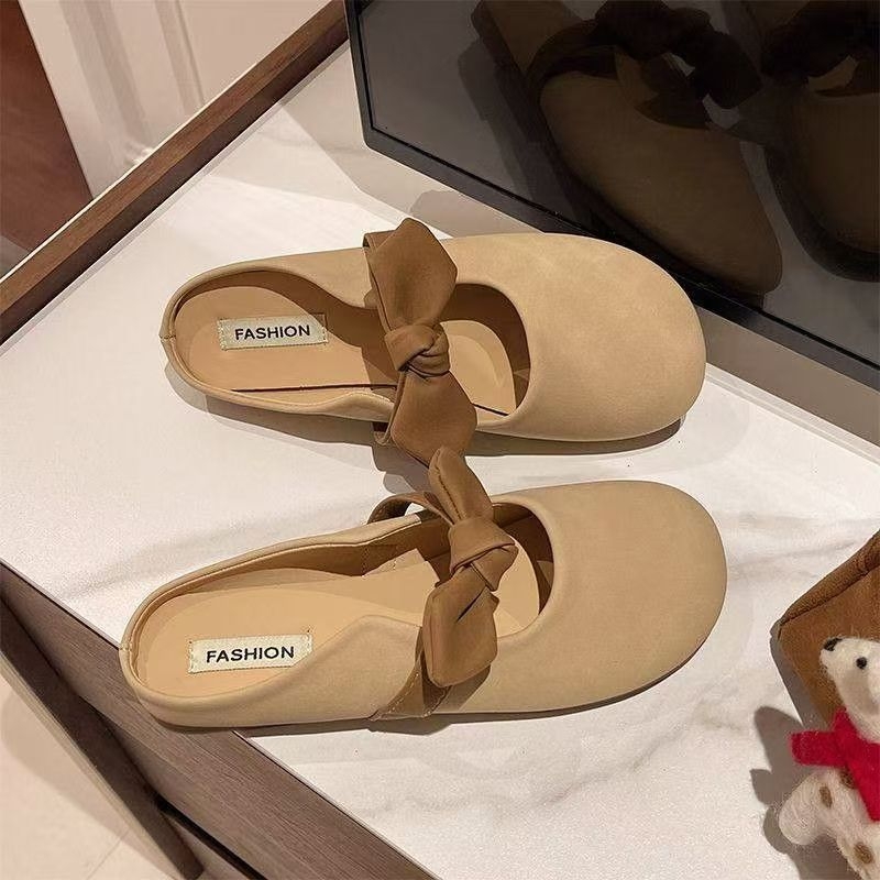 Ženske papuče s mašnicom, 2025 novi stil, ljetne ravne slip-on papuče s zatvorenim prstom za vanjsku upotrebu