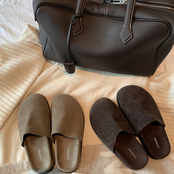 Kožne papuče s plišanim gornjim dijelom, gumena potplata, slip-on, ravni potplat, debljina potplata 0–3 cm, jesen-zima