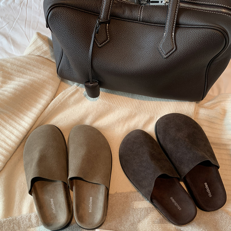 Kožne papuče s plišanim gornjim dijelom, gumena potplata, slip-on, ravni potplat, debljina potplata 0–3 cm, jesen-zima