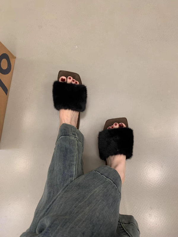 Női retro szőrös papucs, plüss bélés, gumírozott talp, csúszásmentes, lapos talp, őszi 2024