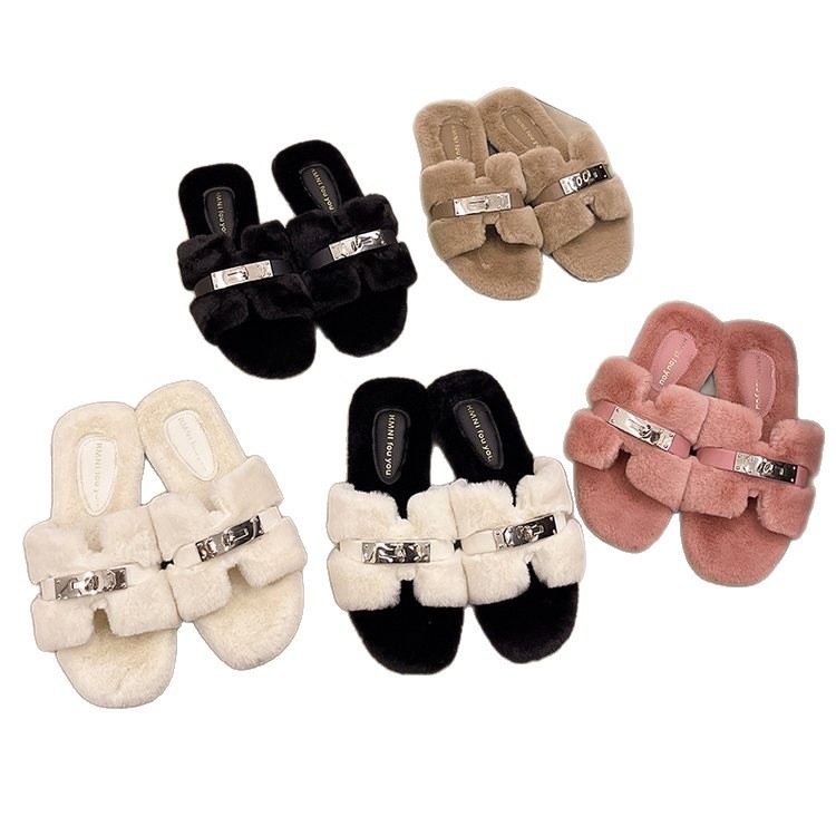 Női puha papucs mikroszálas bőr felsőrésze, belső bőrrel, gumi talppal, könnyen felhúzható záródás, 0–3 cm lapos sarok, Tavasz 2025