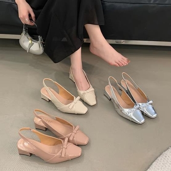 Dámske sandále s otvoreným zadkom a uzavretou špičkou, strieborná mašľa, letný francúzsky luxusný štýl