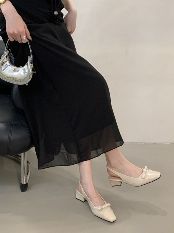 Dámske sandále s otvoreným zadkom a uzavretou špičkou, strieborná mašľa, letný francúzsky luxusný štýl