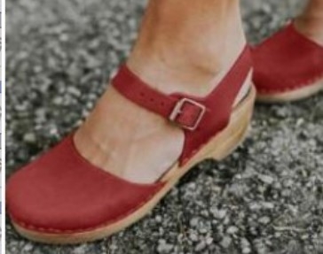 Ženske plažne sandale • gornji materijal: prvi sloj kože goveda • đon: pjena guma • oblik prsta: okrugli • debljina đona: 3–5 cm