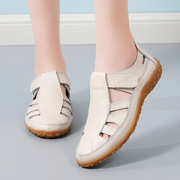 Ρωμαϊκά σανδάλια για γυναίκες, επάνω μέρος από μικροϊνες δέρμα, σόλα από TPR, κλείσιμο Velcro, στρογγυλή μύτη, θερινή συλλογή 2025