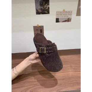Ženske Birkenstock stile cipele od nubuk kože, gornji dio od filca, gumena potplata, unutarnja od umjetnog krzna, plosni potplat