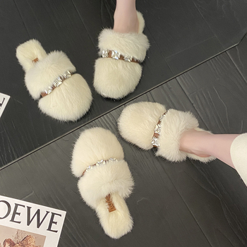 Női szőrös papucs, koreai stílus, suede felsőrész, béléses, gumírozott talp, lapos talp, könnyen felvehető, otthoni használatra