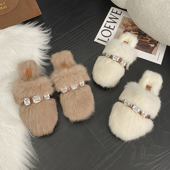 Női szőrös papucs, koreai stílus, suede felsőrész, béléses, gumírozott talp, lapos talp, könnyen felvehető, otthoni használatra