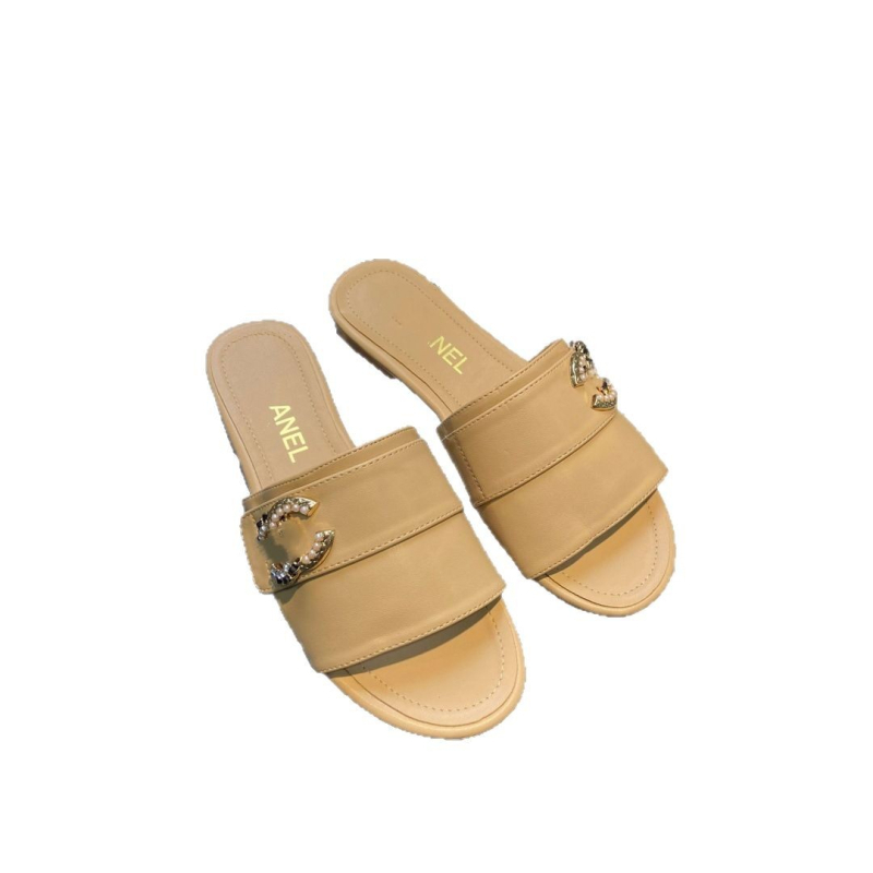 Női lapos szandál valódi bőrből készült felsőrésszel, juhbőr bélés, gumitalp, lélegző és könnyű