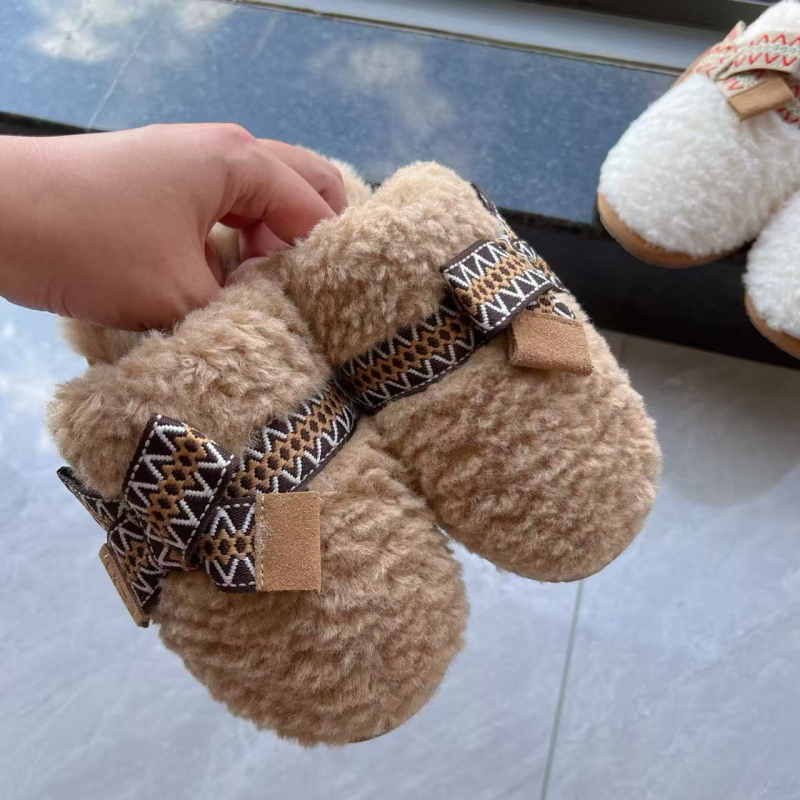 Papuče s gornjim dijelom od ovčje vune, umjetna krzna za podstavu, EVA potplat, slip-on, debljina potplata 3–5 cm