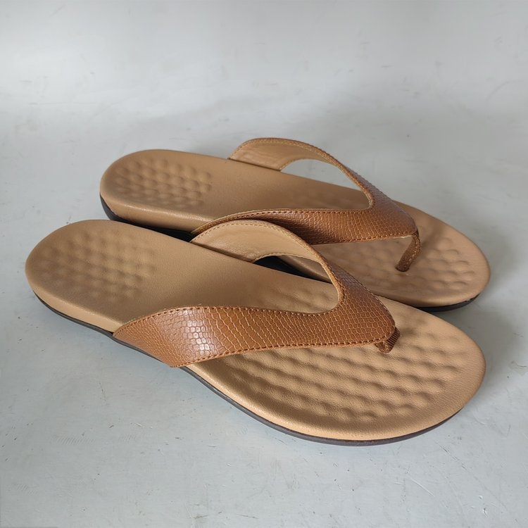 Pločaste flip-flop sandale za odrasle, PU gornji dio, podstava od svinjske kože, debljina potplata 3–5 cm, slip-on, papuče za plažu