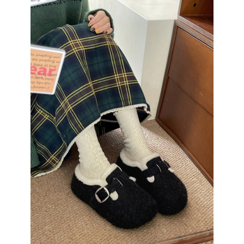 Dámske papuče s kožušinou s protišmykovou hrubou gumovou podrážkou, PU vrchný materiál, podšívka z kožušiny z králika, hrúbka podrážky 0–3 cm, jeseň 2025