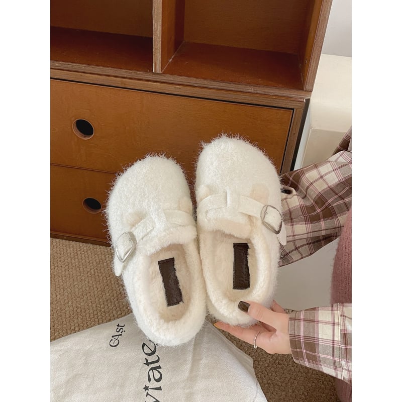 Dámske papuče s kožušinou s protišmykovou hrubou gumovou podrážkou, PU vrchný materiál, podšívka z kožušiny z králika, hrúbka podrážky 0–3 cm, jeseň 2025