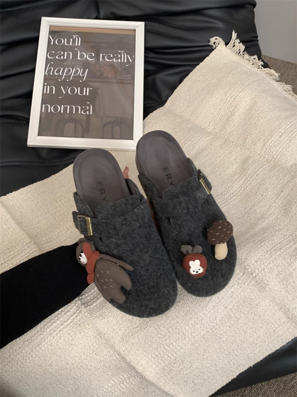 Ženske Birkenstock stil zatvorenih cipela s rivet kristalima, velurski gornji dio, gumena potplat, slip-on, visina 0–3 cm