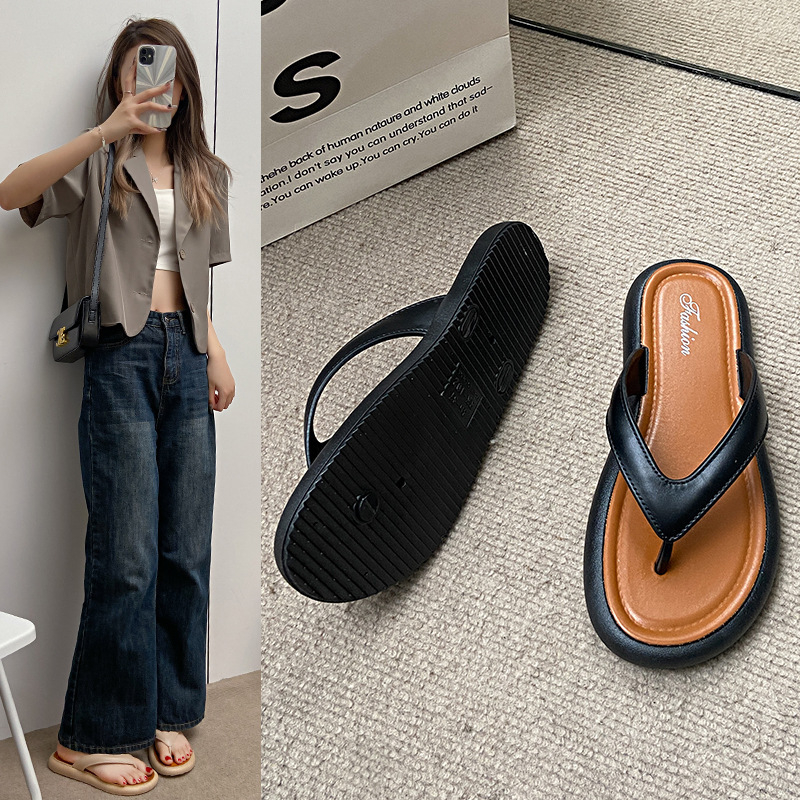 Ženske ljetne flip-flopice s uzorkom herringbone, gornji dio PVC, potplat PVC, injekcijska tehnologija potplata, ravni potplat, svakodnevno nošenje