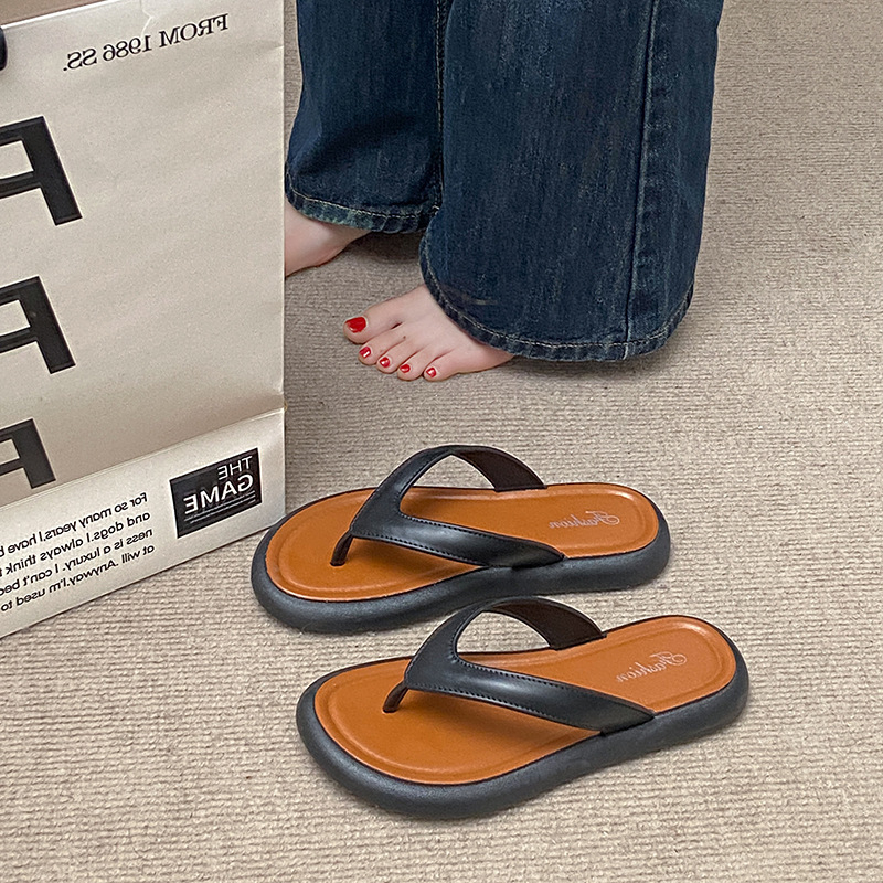 Ženske ljetne flip-flopice s uzorkom herringbone, gornji dio PVC, potplat PVC, injekcijska tehnologija potplata, ravni potplat, svakodnevno nošenje