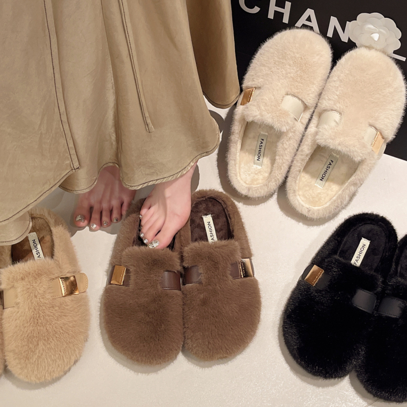 Ženske papuče u princess stilu, velur gornji dio, gumena potplata, ravno dno, debljina potplata 3–5 cm