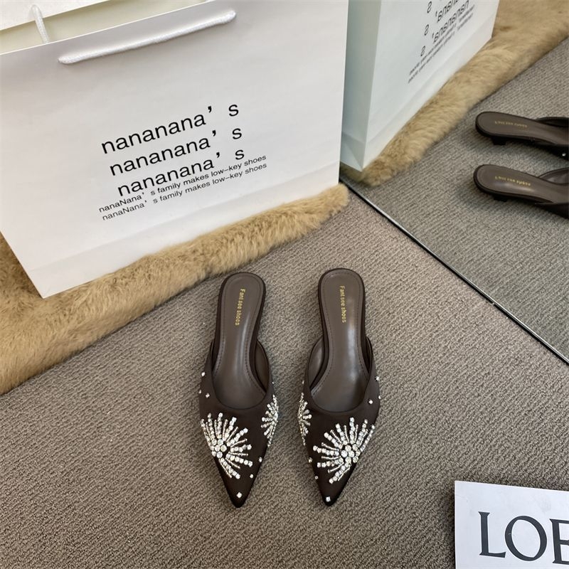 Baotou dámske poltopánky s rhinestones, kórejská verzia, francúzsky špičatý nos, PU vrchná časť, gumová podrážka