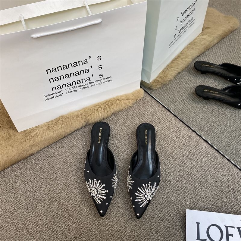 Baotou dámske poltopánky s rhinestones, kórejská verzia, francúzsky špičatý nos, PU vrchná časť, gumová podrážka