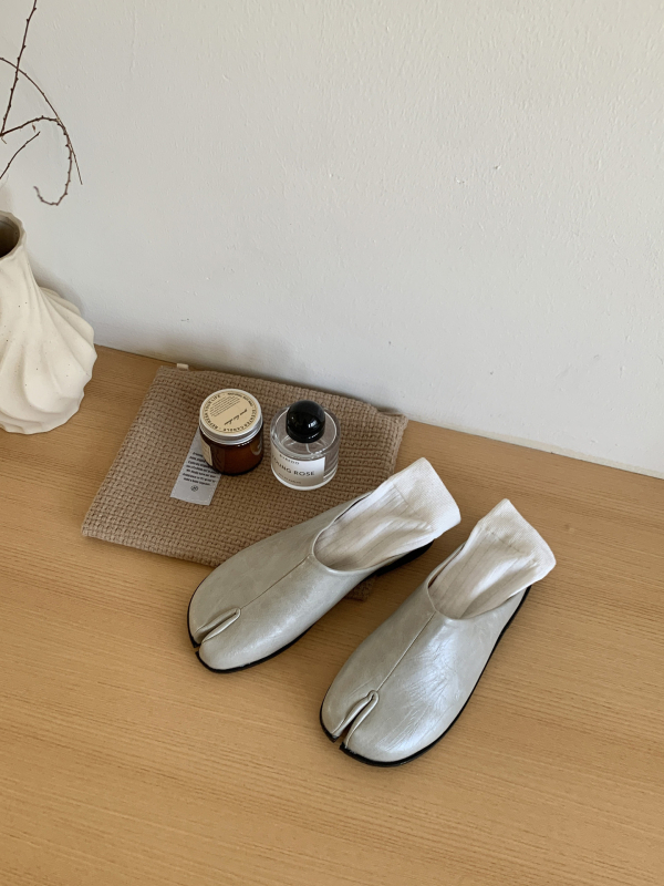 Ženske mule u korejskom stilu, gornji dio od mikrovlakana, gumeni potplat, Slip-On, plosna potpetica