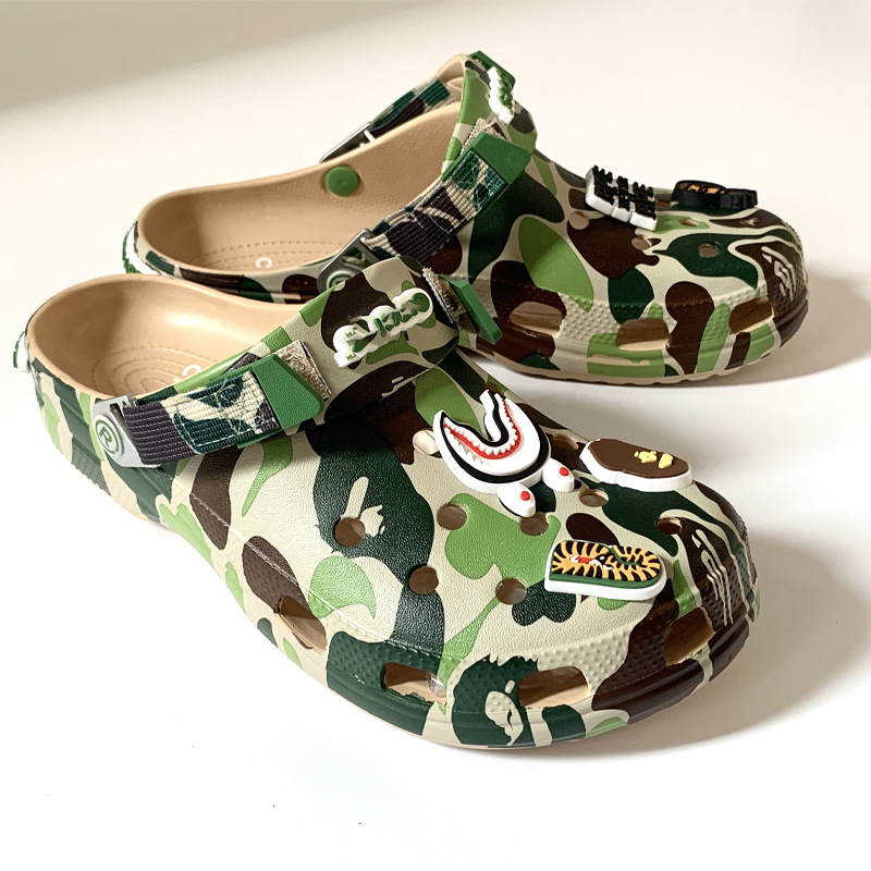 Muške sandale s kamuflažnim uzorkom, EVA gornji dio, EVA uložak, Velcro zatvaranje, niski potpetice 1-3 cm