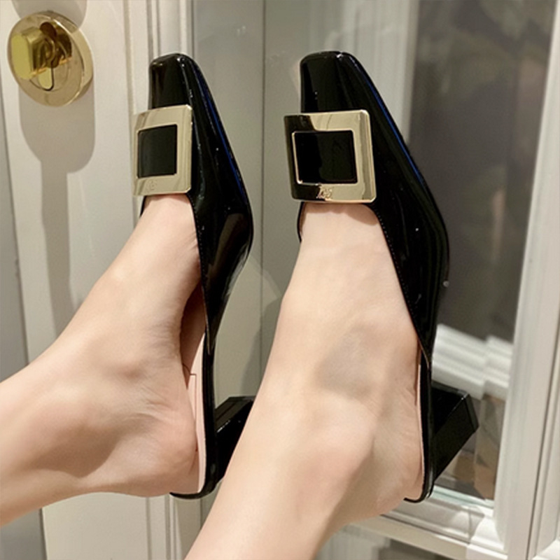 Ženske ploske mule cipele – gornji dio od Super Fiber, gumeni potplat, kvadratni vrh, otvoreni stražnji dio, slip-on, debljina potplata 3-5 cm