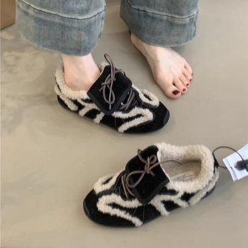 Ženske tenisice za trening od prave kože, s umjetnom kratkom plišom, casual-sport stil, niski 1–3 cm, plitak otvor ispod 7 cm