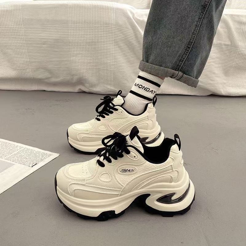 Ženske Dad Shoes s debelom potplatom, gornji dio od sintetičke kože, vezanje, EVA ulošak, gumena potplat, srednja visina pete 3-5 cm