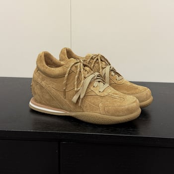 Ženske tenisice s unutarnjim povećanjem visine od 7 cm, suede gornji dio, visok stil, vezanje, gumeni đon